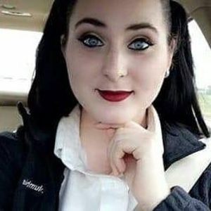 Meet your Posher, Marisa